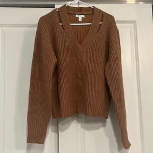 Nine West twist front sweater